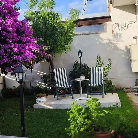 Будинок відпочинку Domus Parva, Con Giardino *