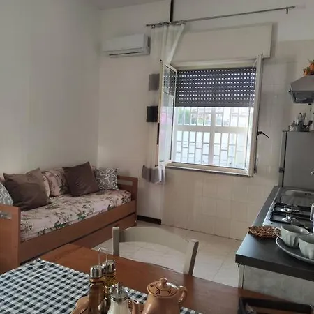 Domus Parva, Con Giardino 別荘 ポンペイ