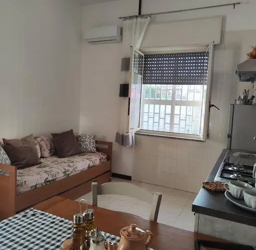 Domus Parva, Con Giardino بيت للعطل بومبيي