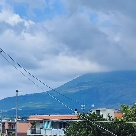 Domus Parva, Con Giardino * بومبيي