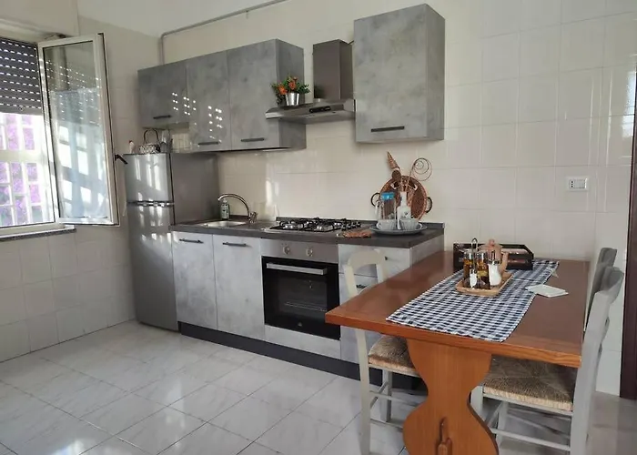 Domus Parva, Con Giardino *